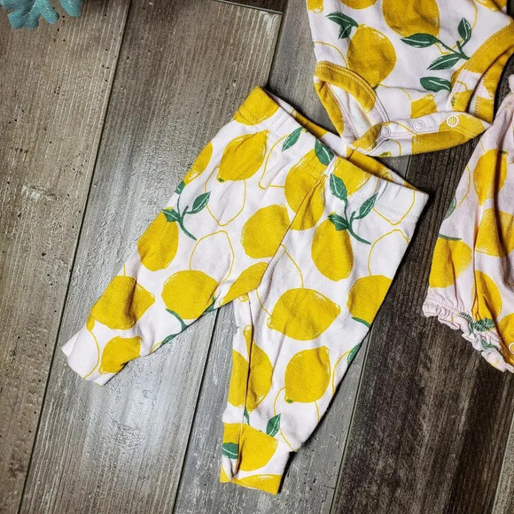 Just One You Made By Carter's Lemon Newborn Baby Bundle Size NB & 3M - Picture 8 of 11